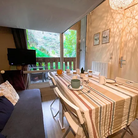Cosy Proche Départ Station De Apartamento *